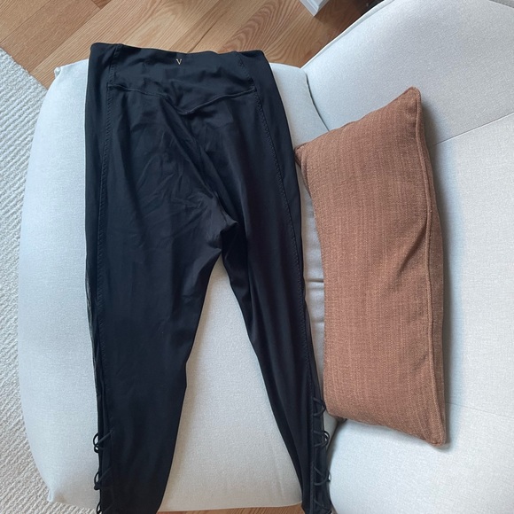 High waist Victoria’s Secret active leggings with see through net on the sides - Picture 2 of 3